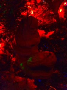 Kneeling Santa ~ LifeofJoy.me